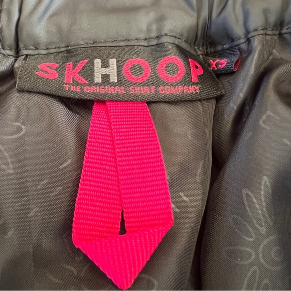 Skhoop Women’s Black Down Quilted/Puffer Skirt - Picture 6 of 8